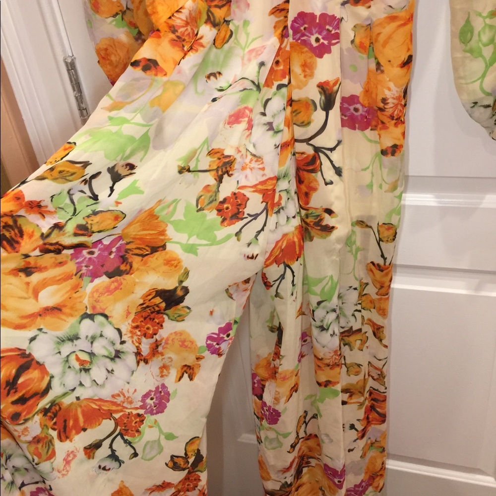 Beautiful Jumpsuit - Picture 2 of 4